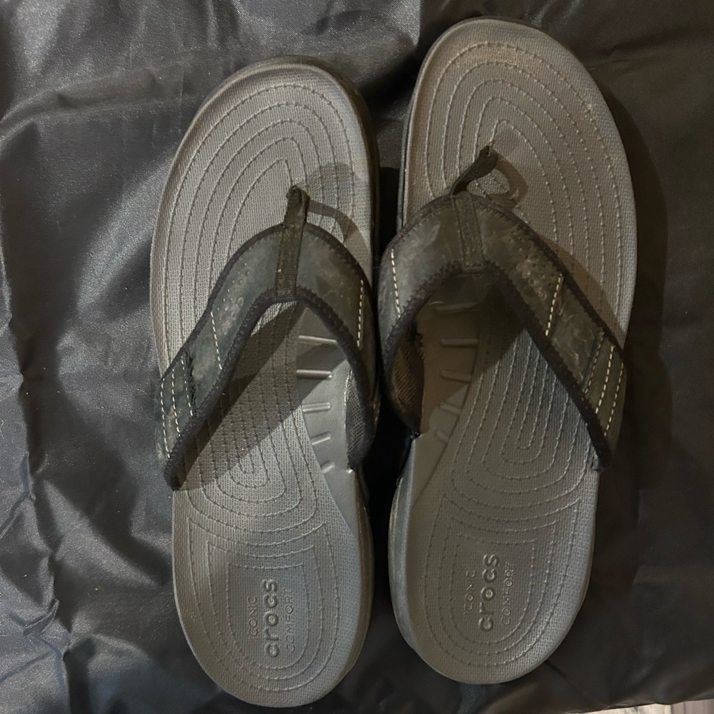 Crocs Slides/Flip Flops Men’s Size 13